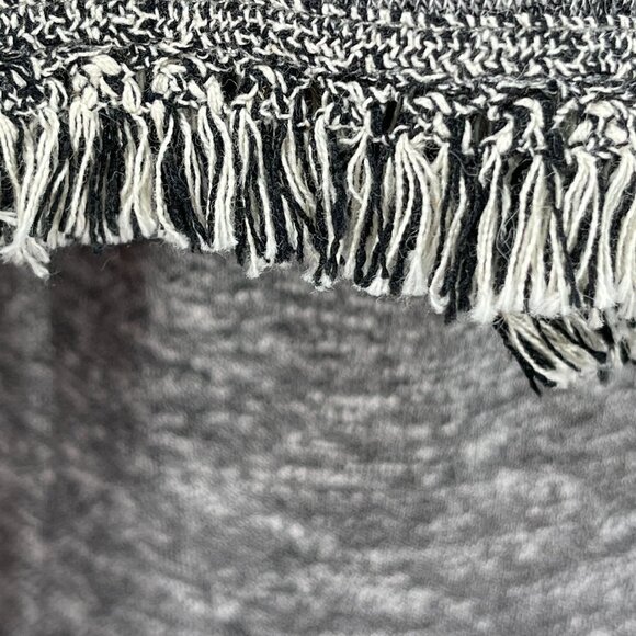 New THML Heather Black White  Off Shoulder Fringe Sweater Size S Small - Picture 10 of 12